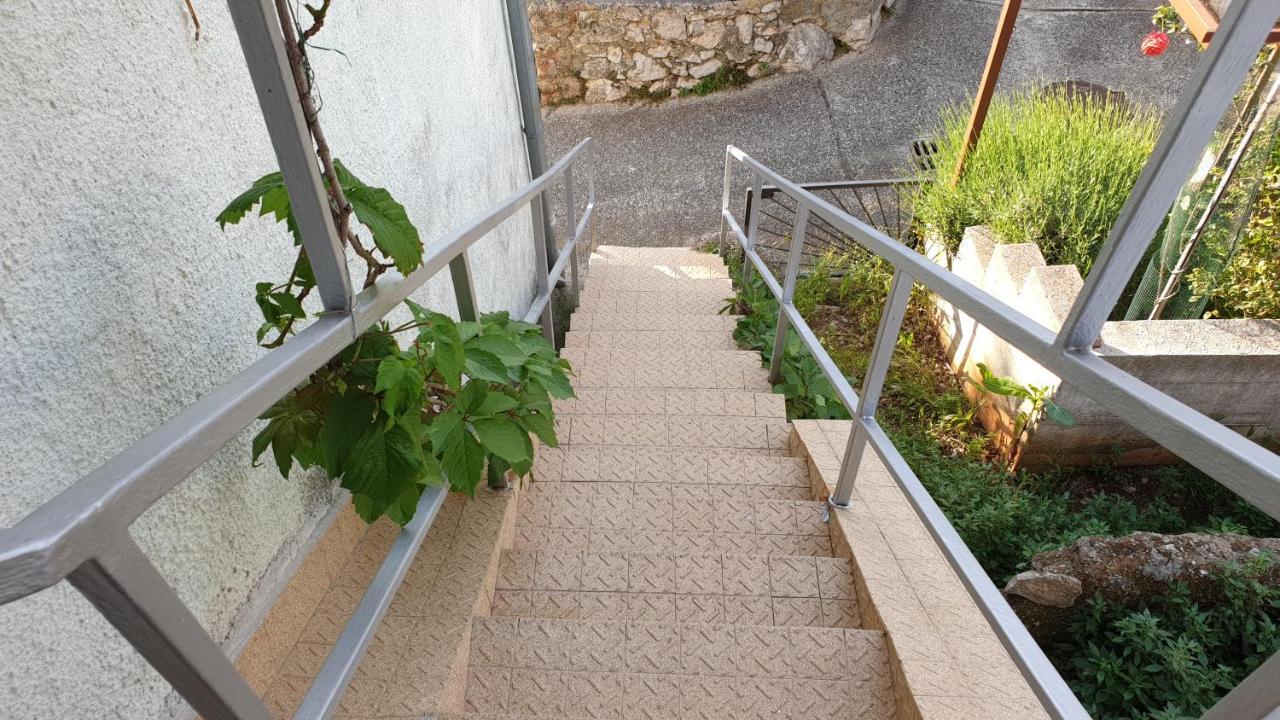 Apartman Dinka Punat Exterior foto